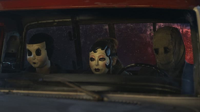 Imagen 1 de galería para Strangers: Capítulo 3